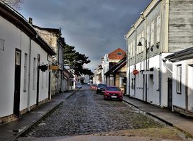 Arensburg Antiik OÜ