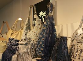 INSULA Boutique und Schuhe