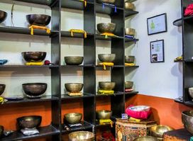 Om Handicrafts