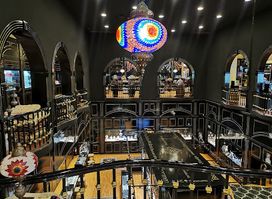 International Jewelry Center & Outlet Shopping Mall
