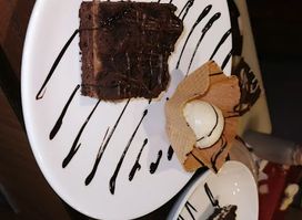 Brune Cafe