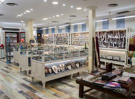 Juvi | Tienda de regalos | Artesanía de Toledo | Tienda de espadas