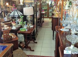Faulconbridge Antiques & Giftware