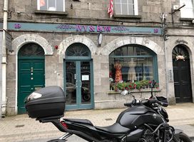 Ivy And Bow Boutique