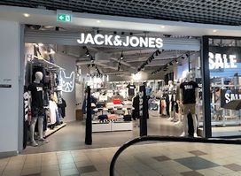 JACK & JONES