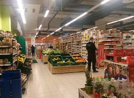 TESCO Eger-Agria Park Szupermarket