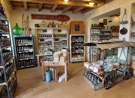 Aura Distillery Shop