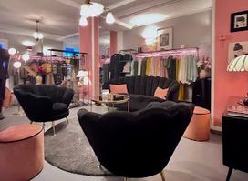 Hazel’s Boudoir | Vintage Boutique