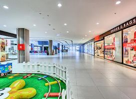 Marisa shopping center
