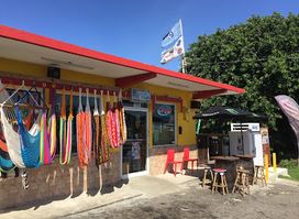 Route 413 Smoke Shop Licor Store