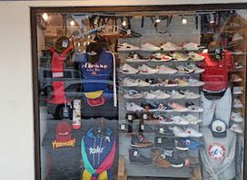 FIRST - SKATESHOP