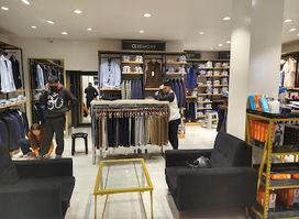 Van Heusen - Aizawl