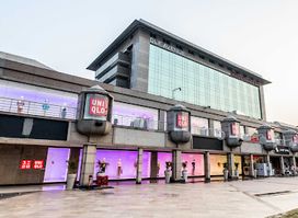 UNIQLO DLF Avenue, Saket