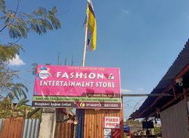 Fashion & Entertainment Store