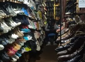 THE NEW HORIZONS SHOES AND CLOTHING STORE