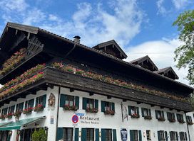 Schauer & Mangold Inhaber Tobias Schauer e.K. – Kuckucksuhren, Souvenirs, Holzschnitzereien