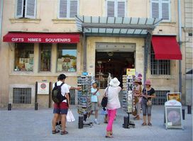Nîmes Souvenirs