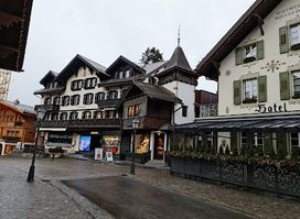 Louis Vuitton Gstaad