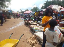 Marché njoumba