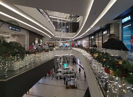 Parque La Colina Shopping Mall