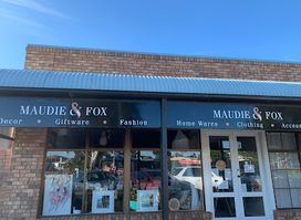 Maudie and Fox