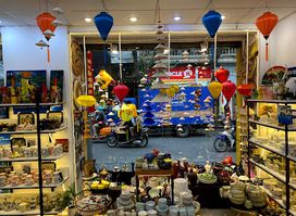 Thống Nhất Souvenir
