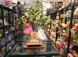 Uphaar Gift Toys And Home Decoration