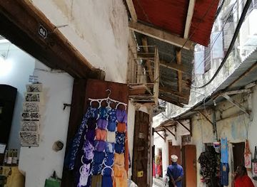 tanzania/stone-town/shop/moto-community-handicrafts-and-dada-healthy-food-and-natural-cosmetics