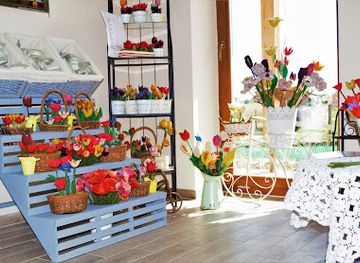 hungary/hortobagy/shop/ligetszepe-ajandekbolt