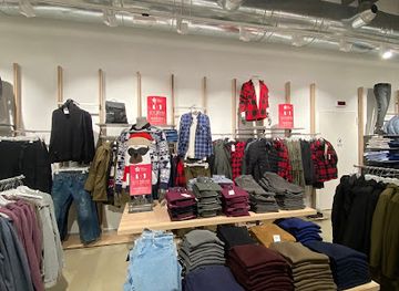 italy/val-d-aosta/shop/piazza-italia