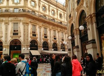 italy/milan/shop/milan-leo-souvenirs