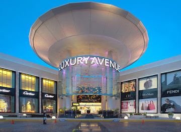 mexico/cancun/shop/kukulcan-plaza