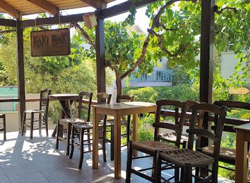 greece/samaria-gorge/shop/pelican-supermarket