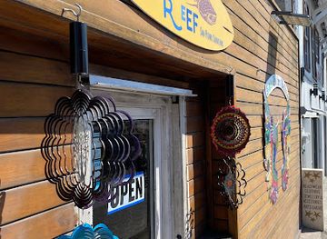 belize/lighthouse-reef-atoll/shop/aqua-reef-souvenirs