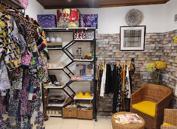 cameroon/douala/bonapriso/shop/african-soul-market