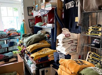 massachusetts/martha-s-vineyard/shop/wish-u-were-here