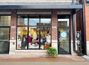 iowa/iowa-city/shop/field-finch