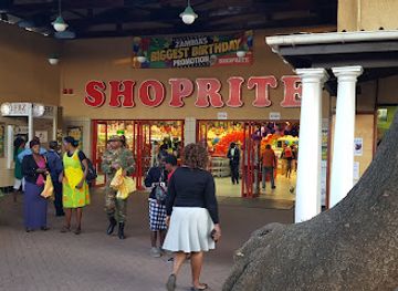 zambia/livingstone/shop/shoprite-mosi-o-tunya
