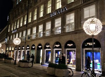 germany/munich/altstadt-lehel/shop/chanel