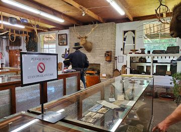 kansas/gypsum-hills/shop/stockade-museum