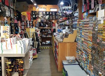 belgium/bruges/historic-centre-of-bruges/shop/pickeryshop