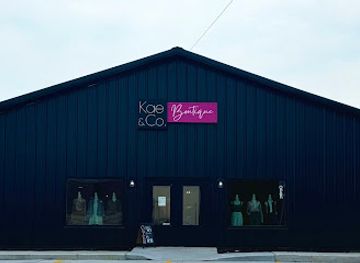 missouri/st-francois-mountains/shop/kae-co-boutique