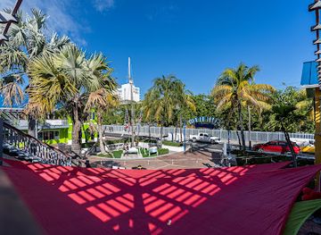 turks-and-caicos-islands/grace-bay-beach/shop/shops-of-ports-of-call