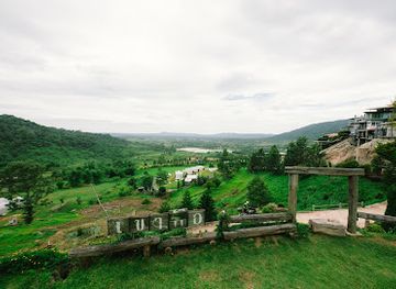 thailand/phetchabun-mountains/shop/the-proud-resort