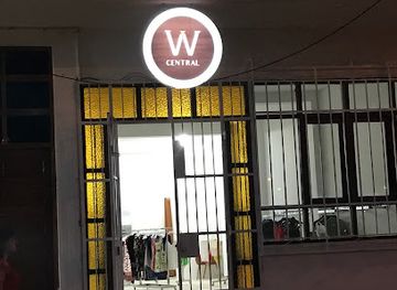 peru/tambopata-national-reserve/shop/central-w-boutique