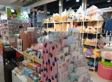 south-korea/seoul/hongdae/shop/exit