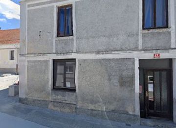 slovenia/postojna/shop/boutiqe-no-1-modna-sivalnica-in-prodajalna-rajster-marjetica-s-p