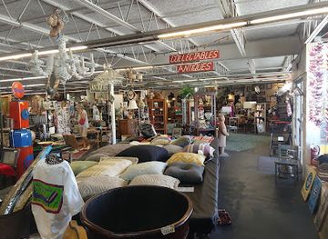 florida/st-augustine-beach/shop/anastasia-antique-center