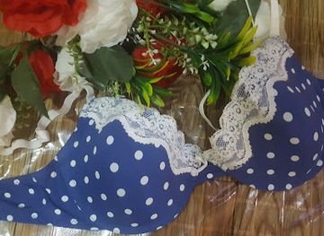 nigeria/lagos/shop/queenbeemcollections-no-1-affordable-thift-store