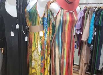 ohio/akron/north-hill/shop/coconuts-boutique